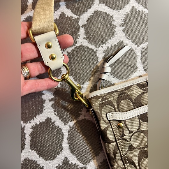 Coach Tan Crossbody Bag - Picture 10 of 15